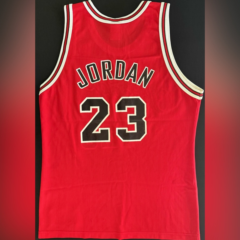 Champion Michael Jordan Chicago Bulls #23 Red Cursive Throwback Jersey Gold Logo - Picture 8 of 9